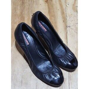 Prada Shoes Black Leather Cap Toe Pumps Women 38 Heels